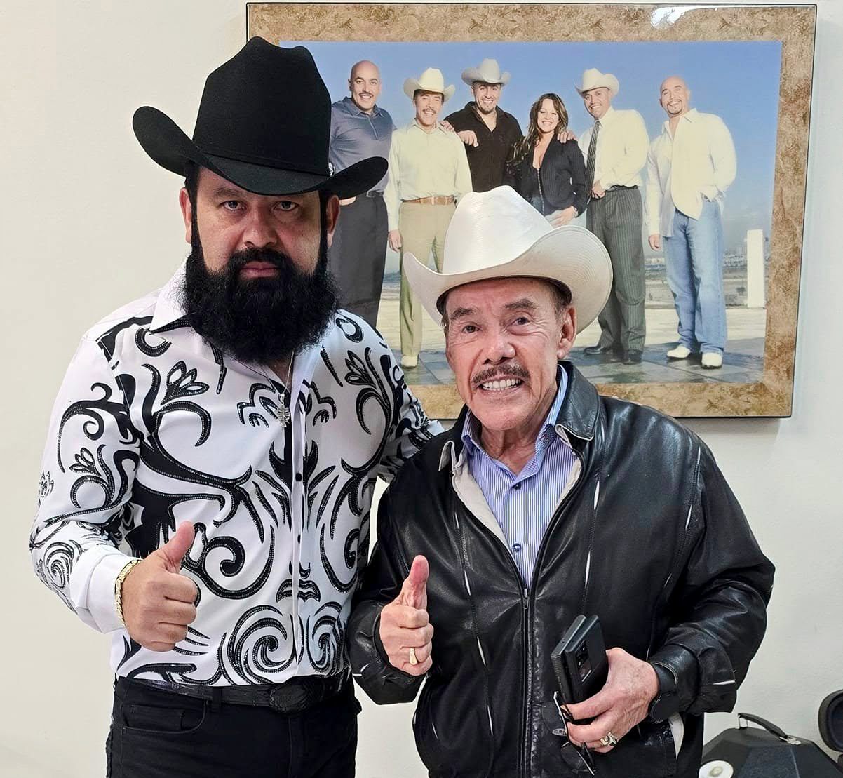 Los Grandes De Tijuana y su Historica Alianza con Cintas Acuario